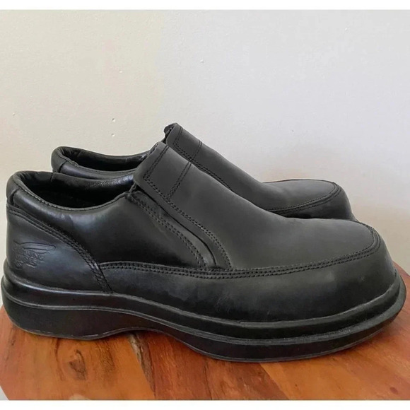 Red Wing Shoes Men’s 10.5 Steel Toe Slip On Slip Resistant - Picture 1 of 9